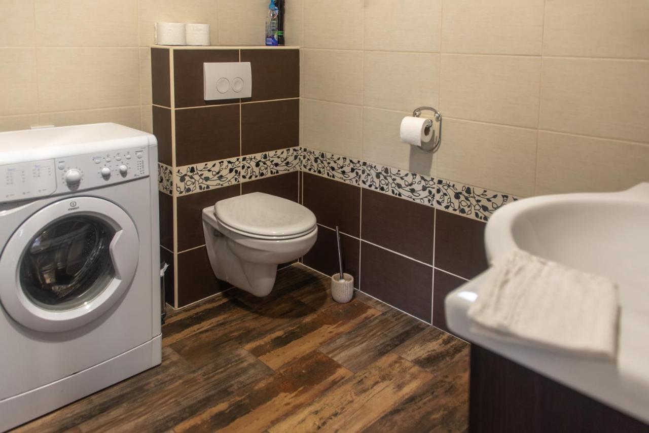 Hauptman Apartman Nagyatad Exterior photo